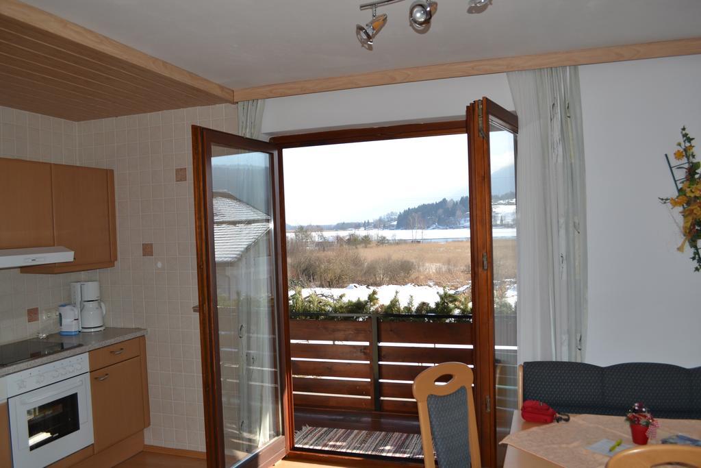 Gaestehaus Lindermuth プレッセッガー・ゼー 部屋 写真