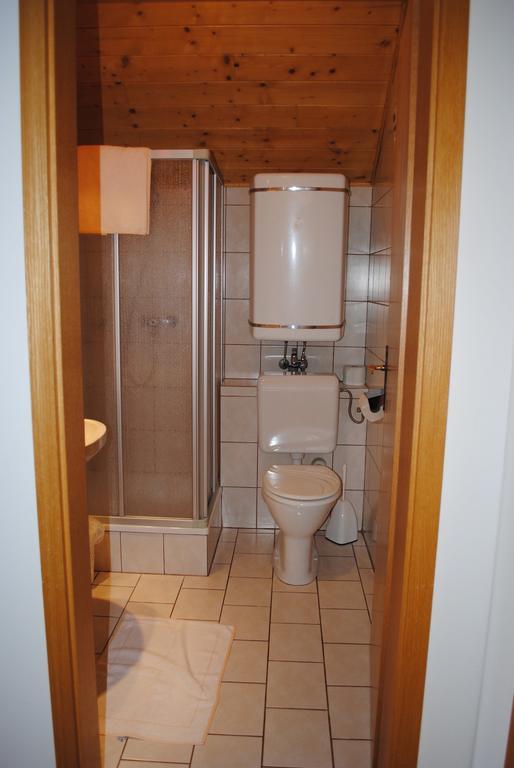 Gaestehaus Lindermuth プレッセッガー・ゼー 部屋 写真